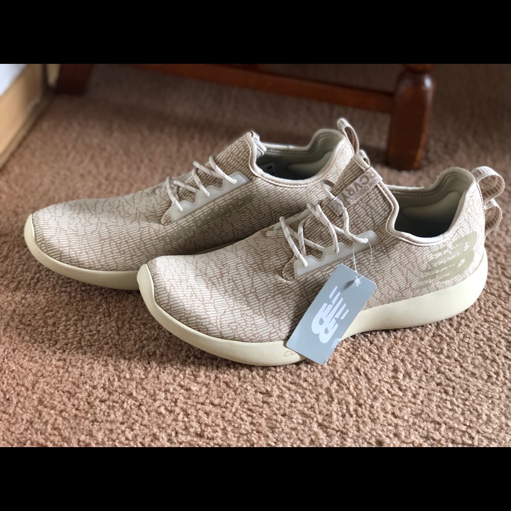 New Balance men’s trainers 👟 brand new !